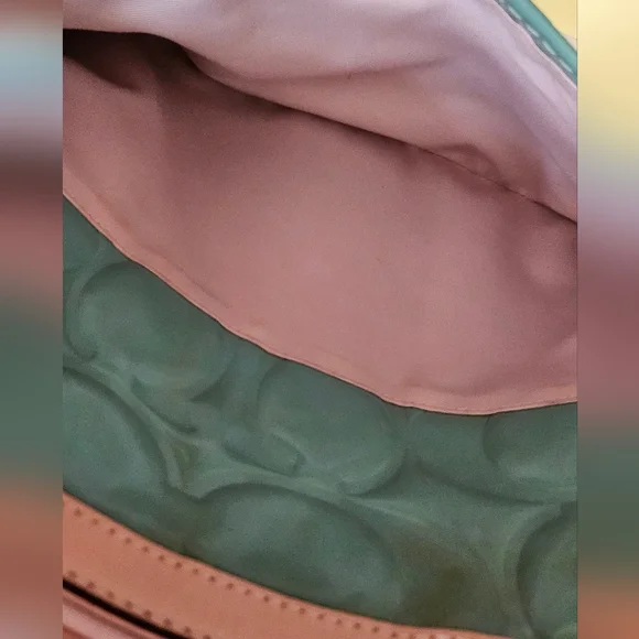 COACH Peyton Embossed Signature Patent Leather Satchel Carryall Tote - Picture 6 of 13